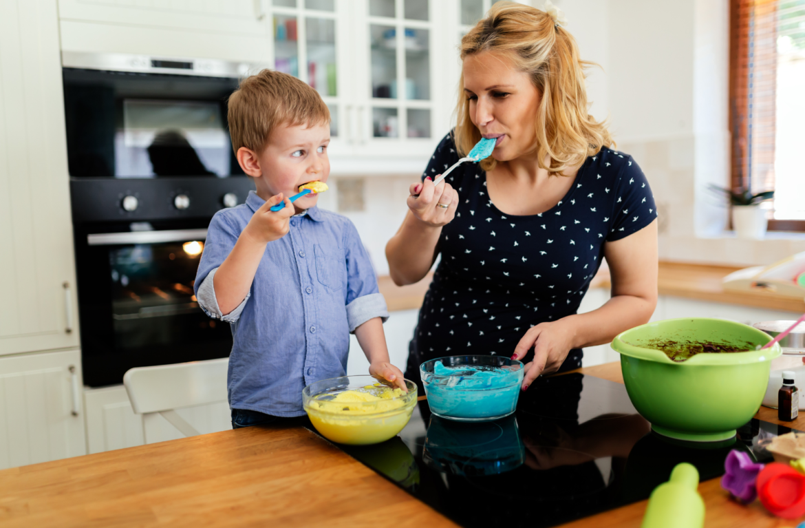 Naučte deti doma pomáhať, budú šťastnejšie