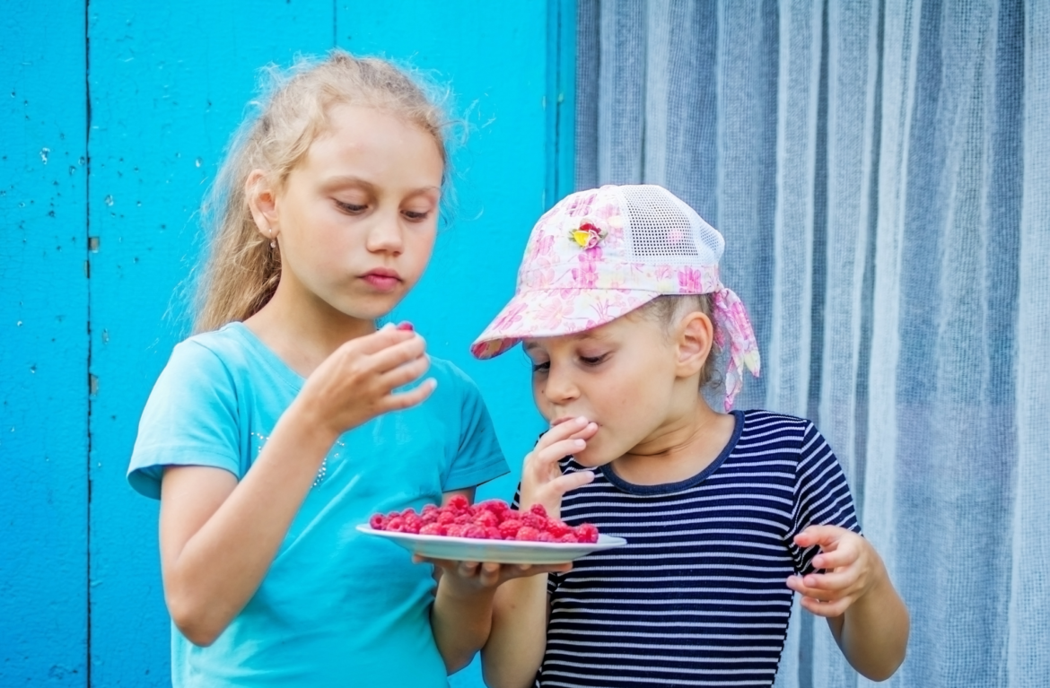 Ako pomôcť dieťaťu nájsť si priateľa